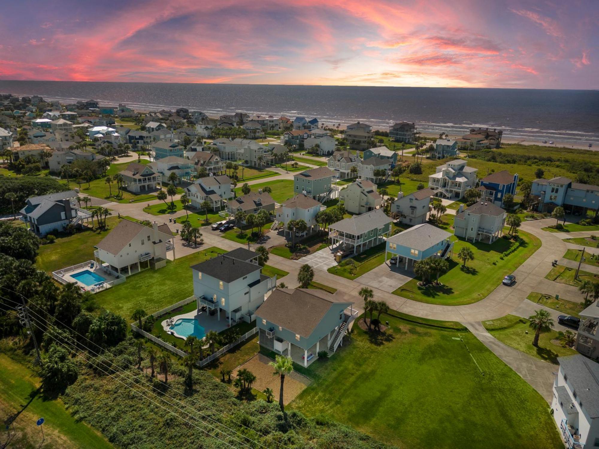 Just Right - Beach House In Pirates Beach West Villa Galveston Exterior photo